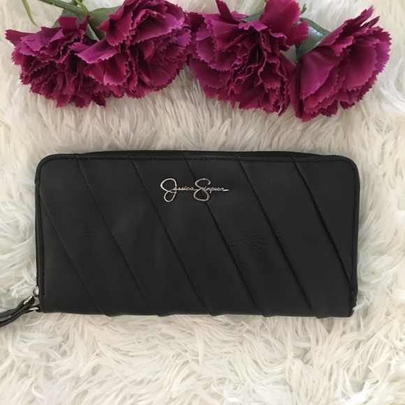 Jessica Simpson Handbags - Jessica Simpson Clutch